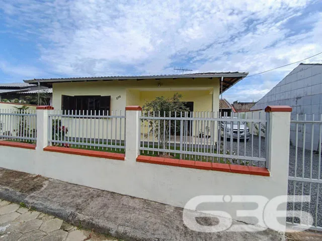 IMÓVEL COM SUÍTE + 2 DORMITÓRIOS EM UBATUBA
Descu