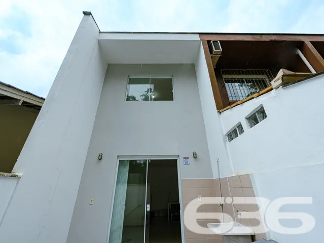 GEMINADO COM 2 DORMITÓRIOS NO BAIRRO JOÃO COSTA!