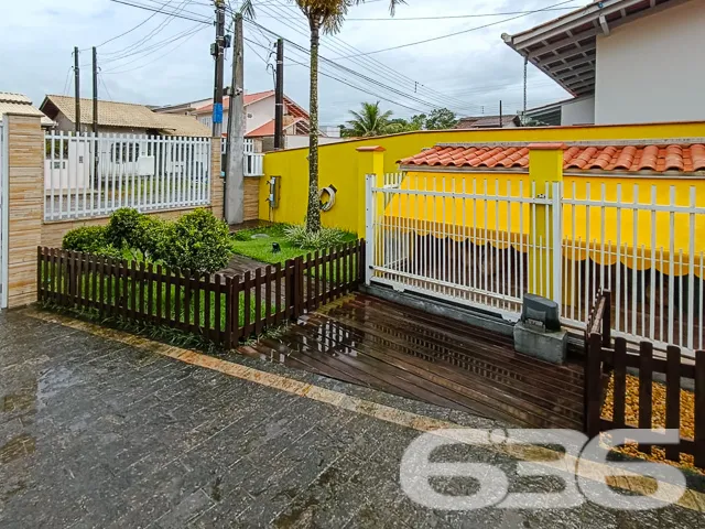 IMĂVEL COM SUĂTE MASTER + 2 DORMITĂRIOS NO BAIRRO
