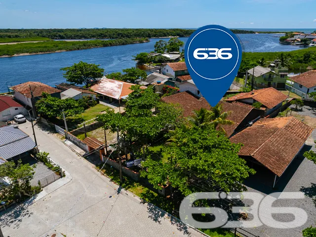 VENDE-SE RESIDÊNCIA COM SUÍTE + 2 DORMITÓRIOS NO C