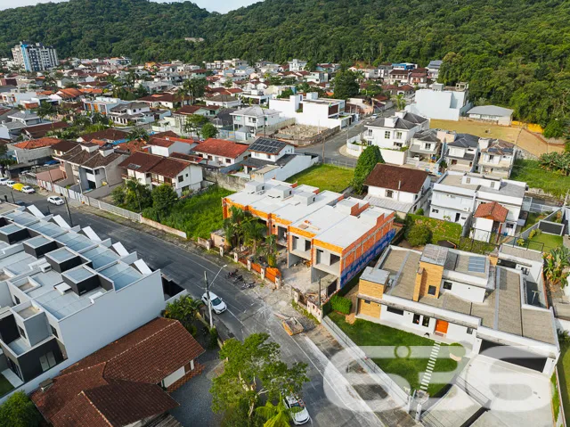 Imagine um lar onde modernidade e conforto se enco