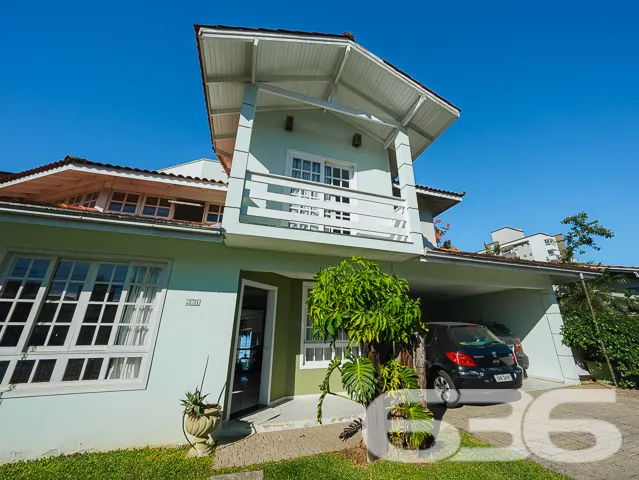 Descubra seu próximo lar em Joinville, SC! Esta re