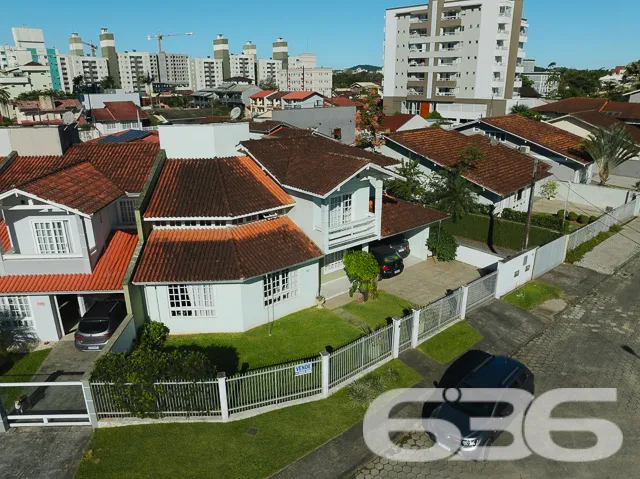 Descubra seu próximo lar em Joinville, SC! Esta re