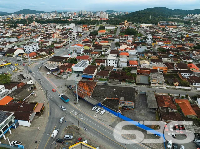 Descubra um lar encantador e perfeitamente localiz