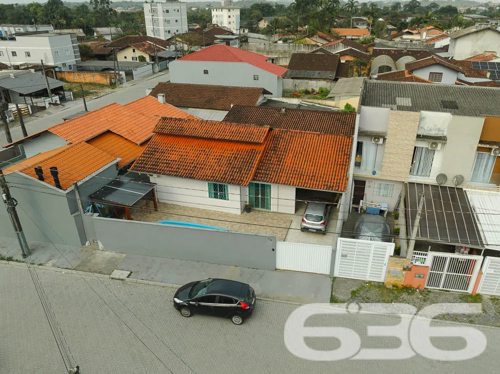 Casa Ă Venda no Bairro Adhemar Garcia Em Joinville