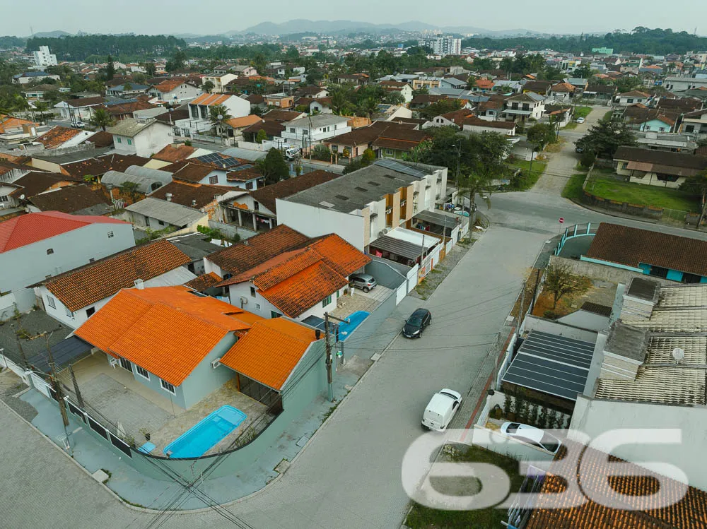Casa Ă Venda no Bairro Adhemar Garcia Em Joinville