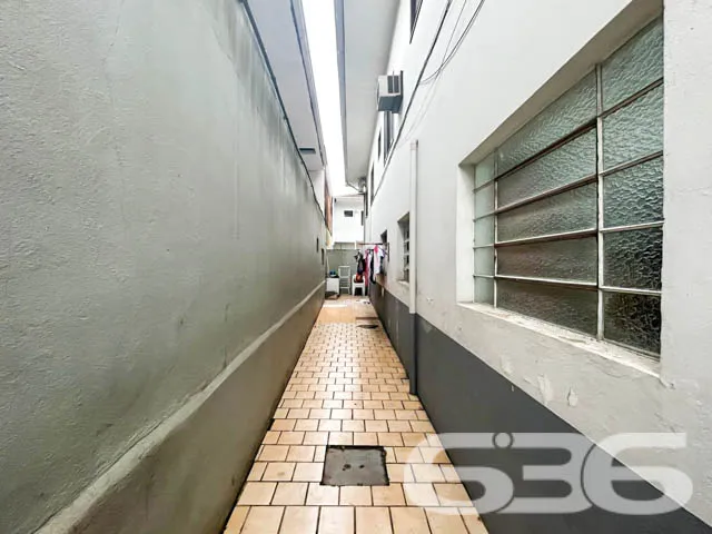 Amplo Sobrado Residencial e Comercial no Bairro Co