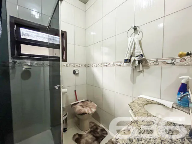 Amplo Sobrado Residencial e Comercial no Bairro Co