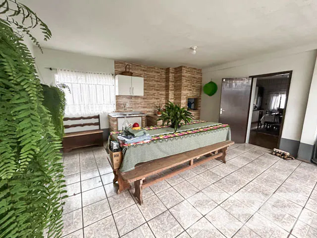 Amplo Sobrado Residencial e Comercial no Bairro Co