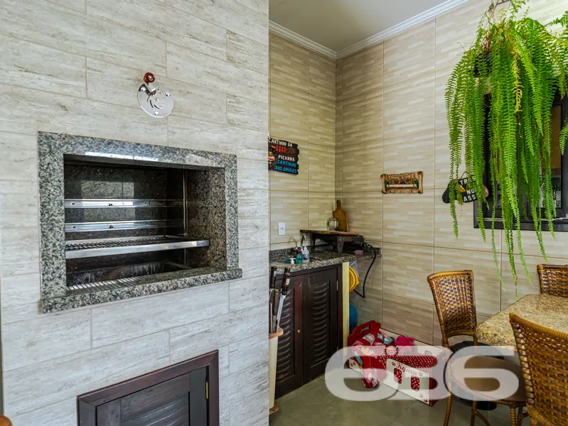 RESIDĂNCIA PADRĂO - SOBRADO sub-esquina
Uma resid