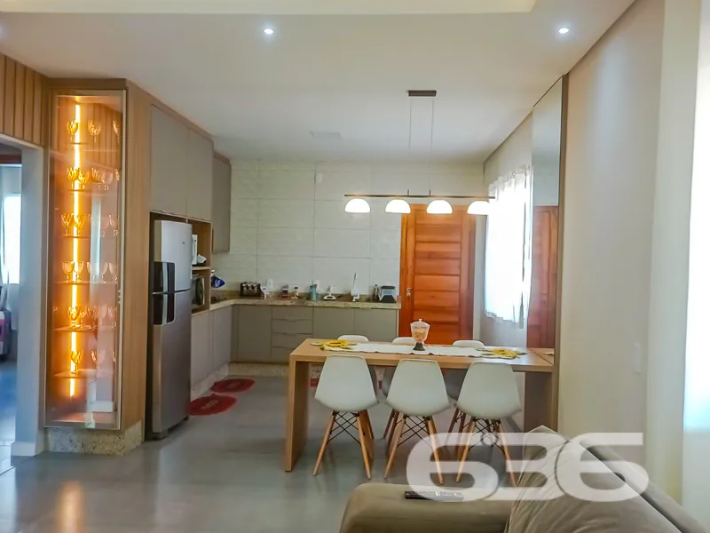 Residência térrea nova à venda no Centro de Balneá