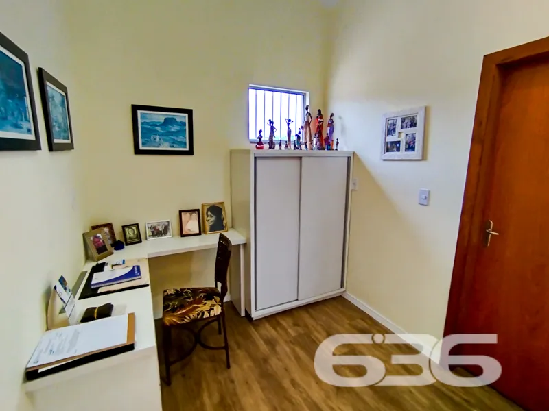 Residência térrea mobiliada a 200 metros do mar! A