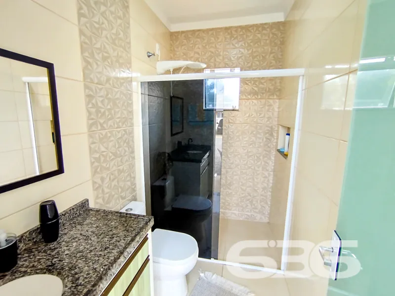 Residência térrea mobiliada a 200 metros do mar! A
