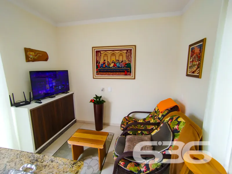 Residência térrea mobiliada a 200 metros do mar! A