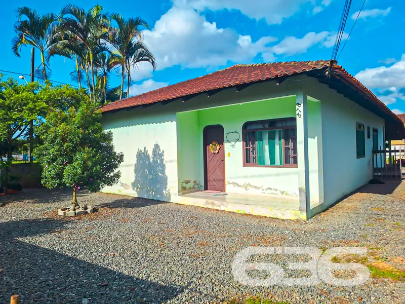 Casa Ă venda no bairro Adhemar Garcia em Joinville