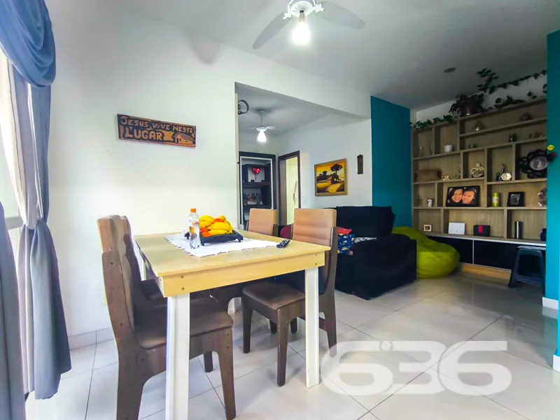 Apartamento com espaço, aconchego e praticidade n