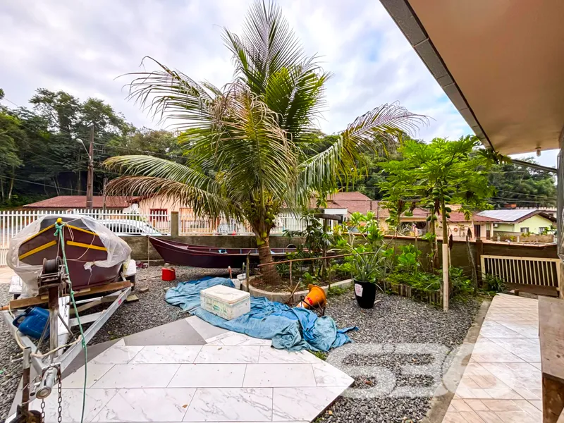 Localizado no charmoso bairro de Boehmerwald, na c