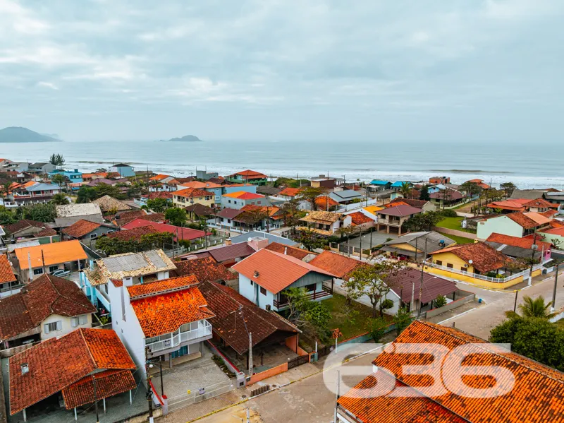 Você sonha em viver numa cidade litorânea encantad