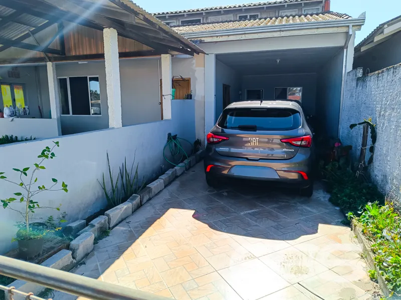 Oportunidade Excepcional: Seu Novo Lar em Balneári