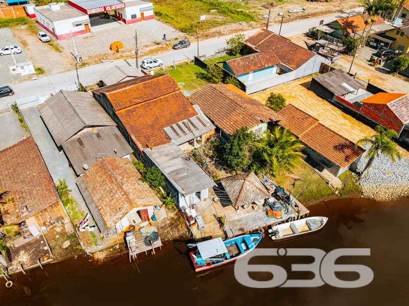 Oportunidade Excepcional: Seu Novo Lar em Balneári