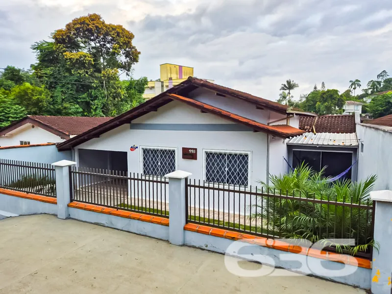 Descubra Seu Novo Lar no Coração de Costa e Silva,