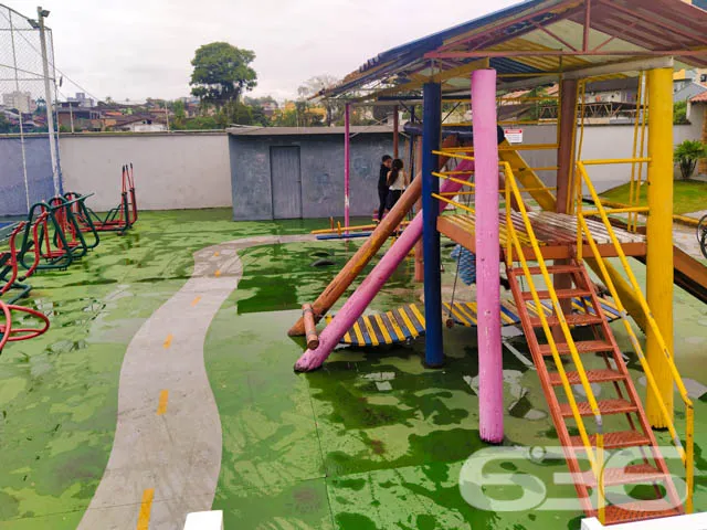 Apartamento com espaço, aconchego e praticidade n