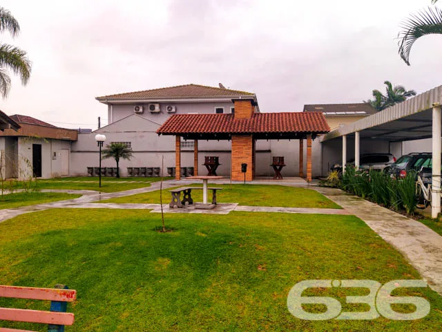 Apartamento com espaço, aconchego e praticidade n