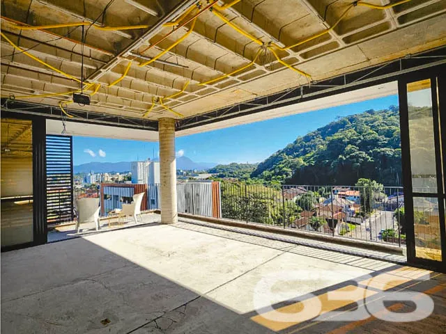 LUXO E EXLUSIVIDADE: APARTAMENTO DE ALTÍSSIMO PADR