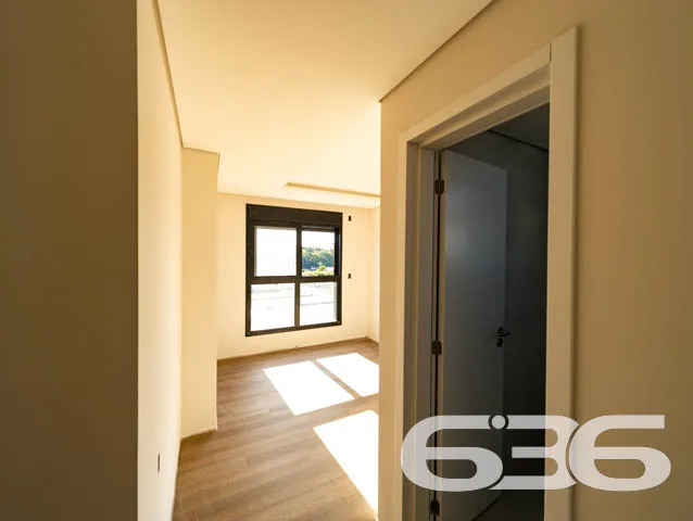 BELO APARTAMENTO NO BAIRRO ANITA GARIBALDI
Reunin