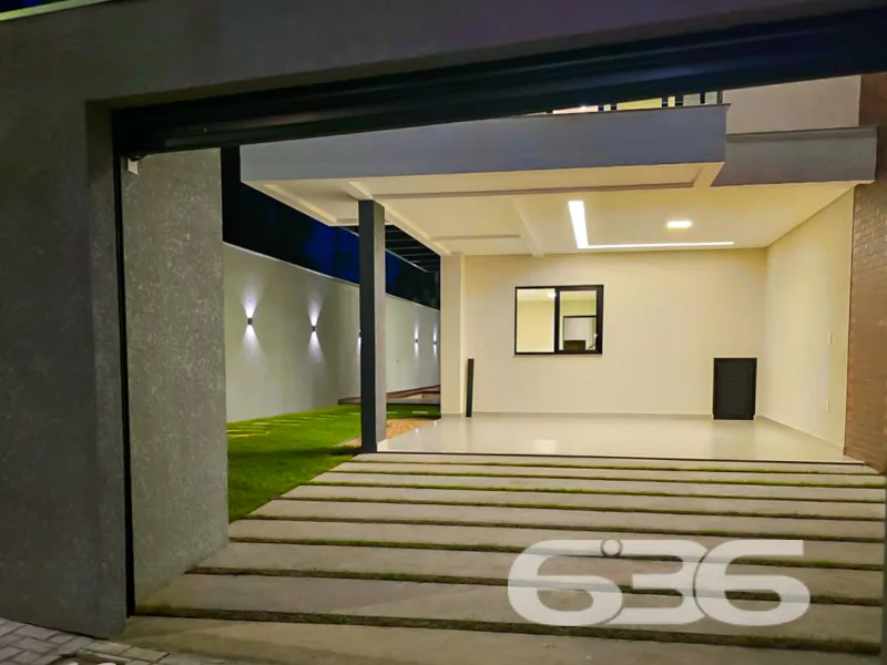BelĂssima casa Ă venda com 3 suĂtes e 2 vagas de g