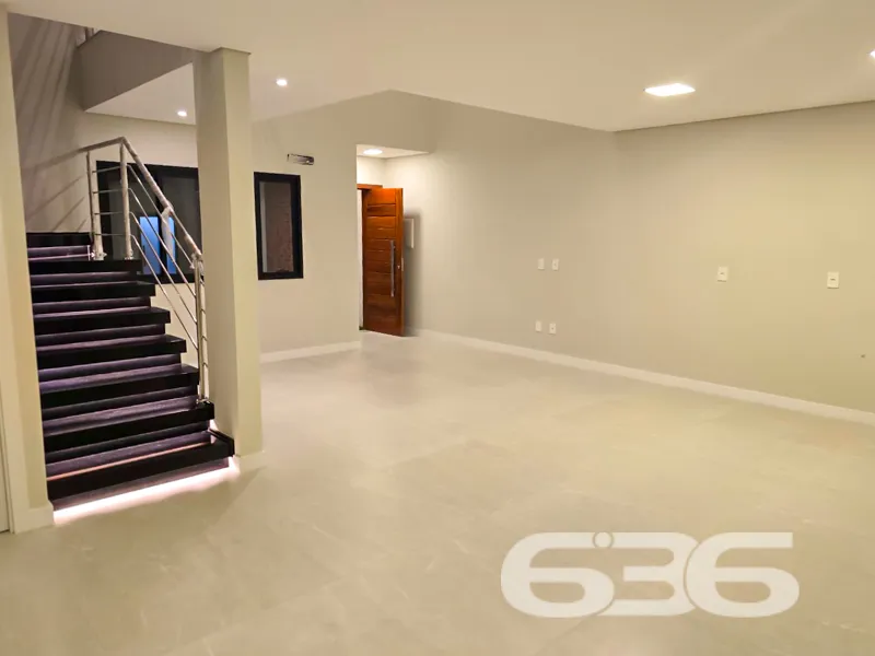 BelĂssima casa Ă venda com 3 suĂtes e 2 vagas de g