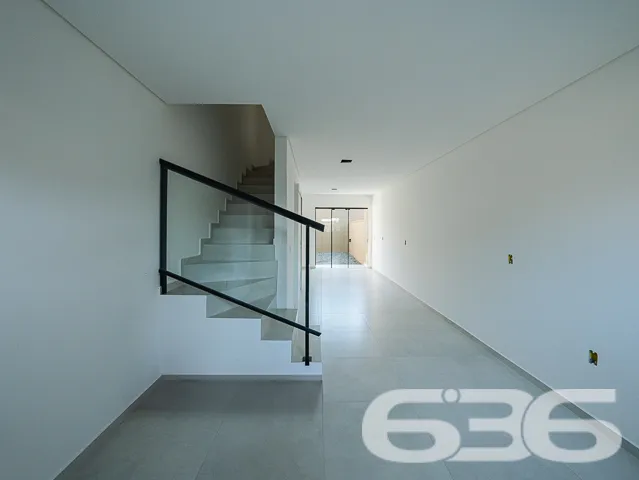 Este geminado sobrado em Joinville, SC,  represent