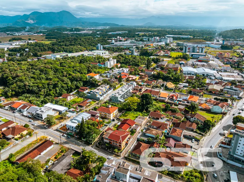 Geminado de Alto PadrĂŁo Ă Venda em Joinville, SC -