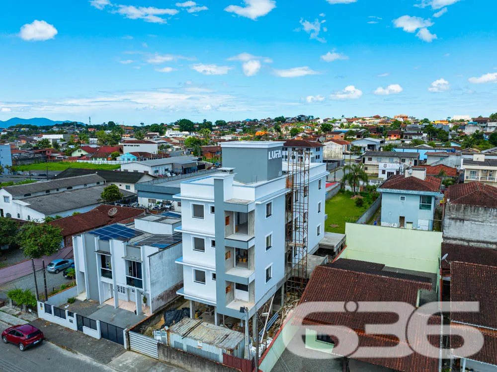 Apresentamos esta oportunidade única no bairro Fát