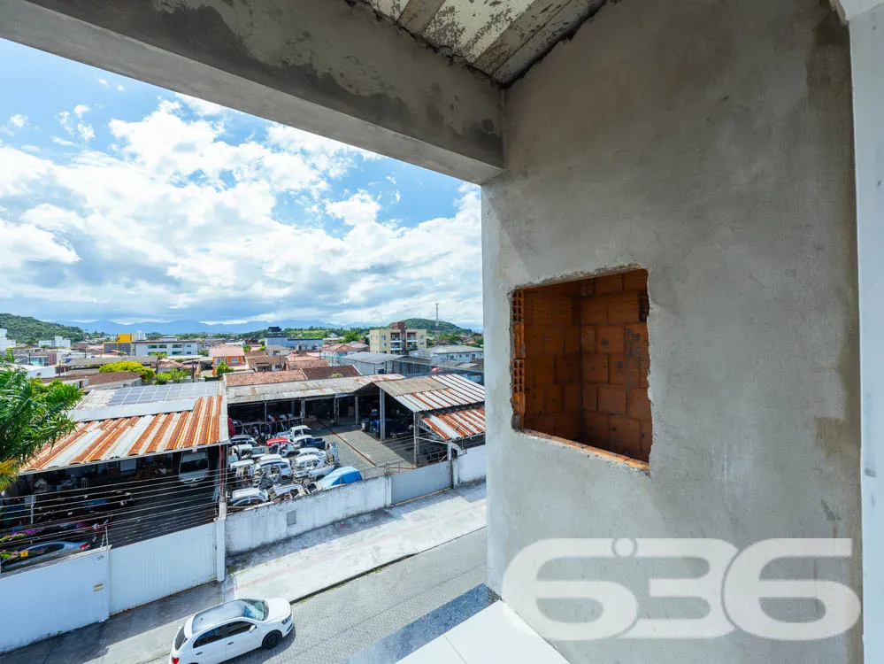 Apresentamos esta oportunidade única no bairro Fát