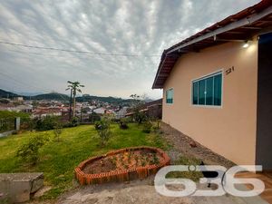 ResidĂȘncia - Paranaguamirim - Joinville